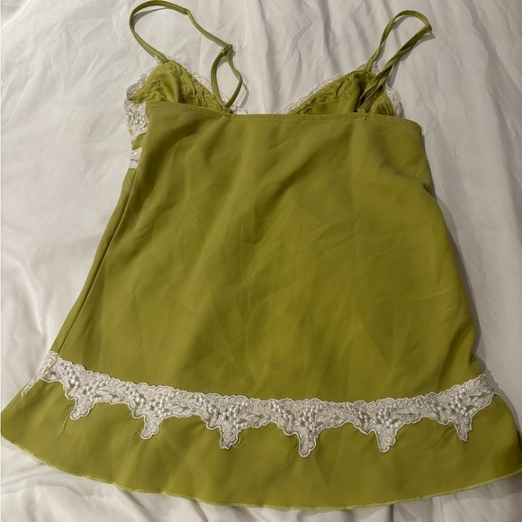 Elegant Green Lace Trim Women's Top - Picture 3 of 3